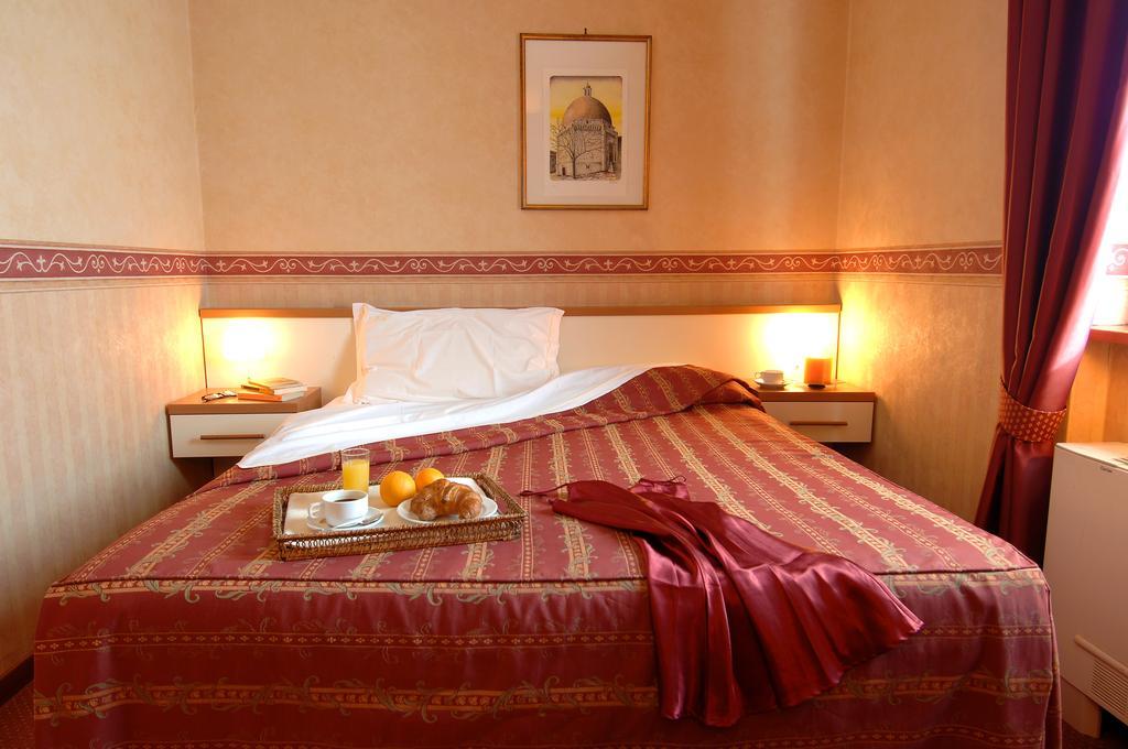 Hotel Aurora Wellness & Spa Tivoli Terme Habitación foto